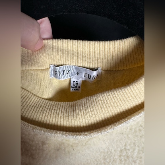 Fitz and Eddi yellow sweatshirt - Picture 2 of 4